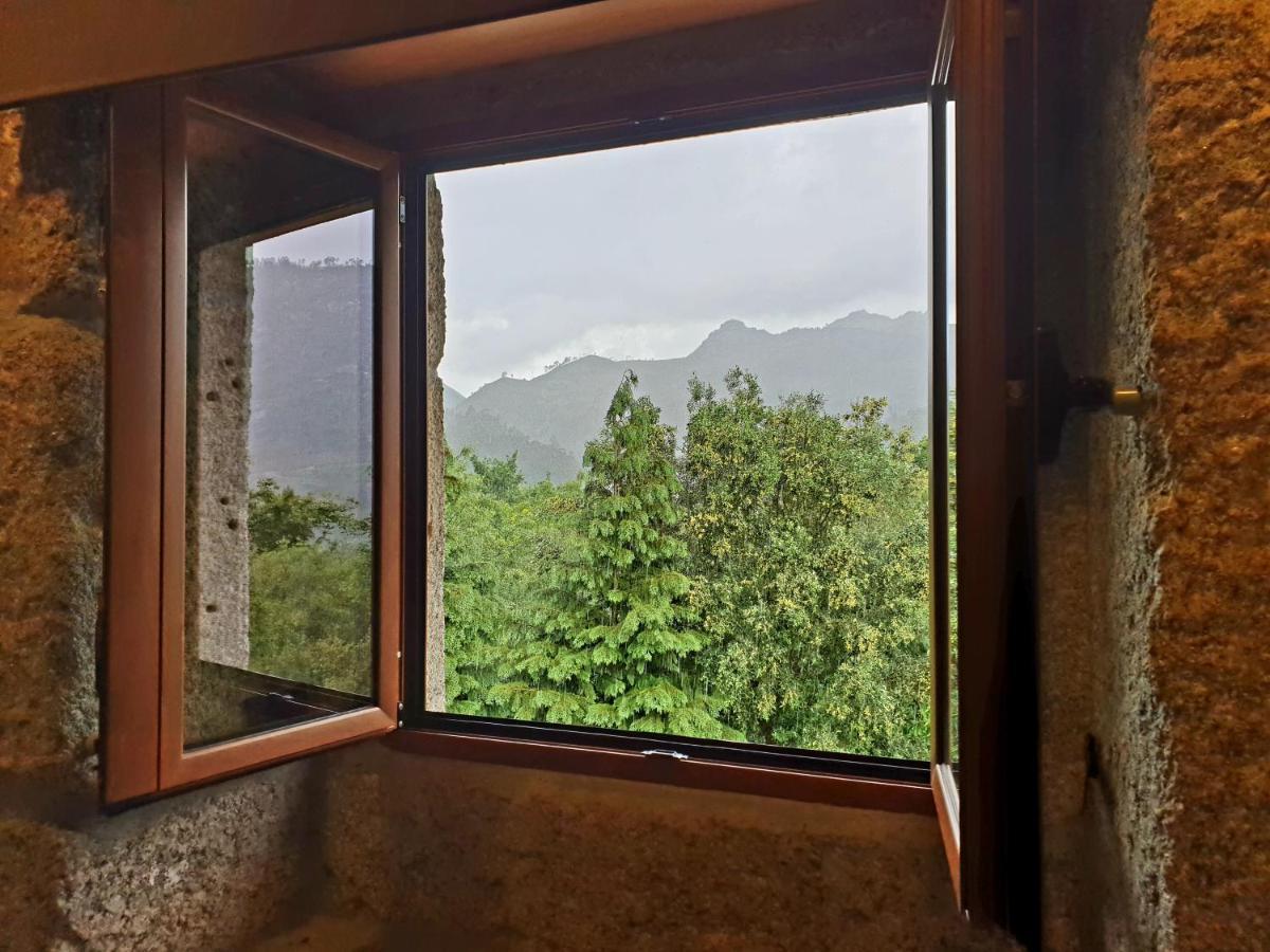 Quinta Da Casa Dos Santos - Inside Geres