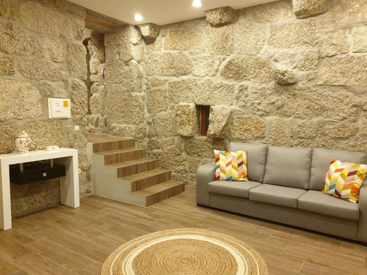 Quinta Da Casa Dos Santos - Inside Country house
