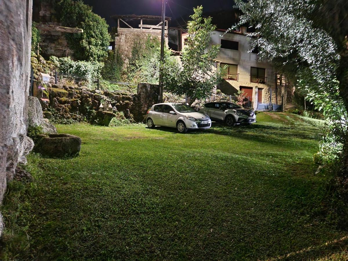 Quinta Da Casa Dos Santos - Inside Country house