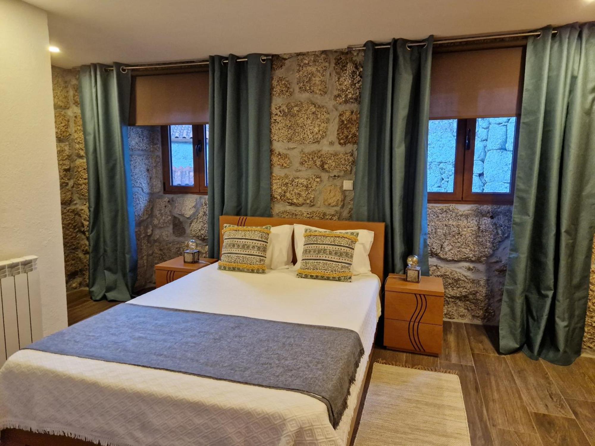 Quinta Da Casa Dos Santos - Inside Country house Geres